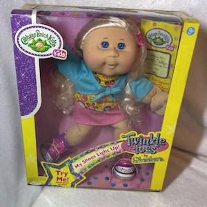 NIB CPK's Twinkle Toes Doll/Her Shoes Light Up/Partnered with Skechers