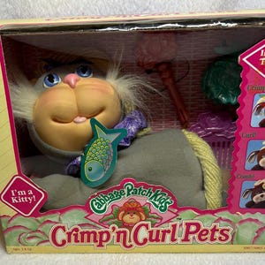 Raro muñeco vintage de 1992 de Cabbage Patch Kids Crimp 'n Curl Pets Kitty Cat - Nuevo en caja, juguete de Hasbro de los 90, difícil de encontrar. Coleccionable.