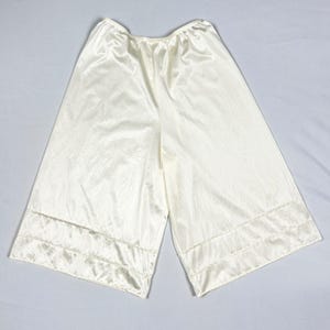 VTG Wondermaid Pettipants Culotte Split Slip Shorts Womens Medium Nylon Ivory