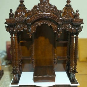 Templo hindú libre de impuestos para el hogar con cajones / Templo de madera para pooja Mandir
