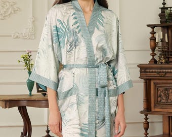 Kimono tipo hoja de palma tropical: Prenda de estar por casa verde sedosa con bolsillos