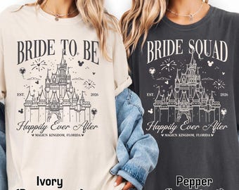 Disney Braut zu sein Shirt, glücklich je nach Disneyland Magic Kingdom T-Shirt, Disney Braut Kader T-Shirt, Disney Bachelorette T-Shirt, Brautparty T-Shirt