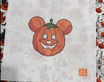 Disneys Mickey und Minnie Halloween-inspirierte Kürbis-Stickvorlage: DIY für Anfänger
