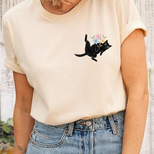 Cat with Flowers T-Shirt, Cat Lover T-Shirt, Funny Cat T-Shirt, Gift for Cat Lovers, Gift for Her, Gift for Cat Mom, Cute Cat T-Shirts