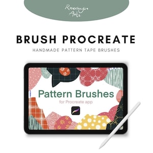 Może przedstawiać: iPad wyświetla "Pattern Brushes for Procreate app" z kolorowymi wzorami. Tekst "BRUSH PROCREATE" i "HANDMADE PATTERN TAPE BRUSHES" znajdują się nad iPadem. Biały rysik znajduje się po prawej stronie iPada.