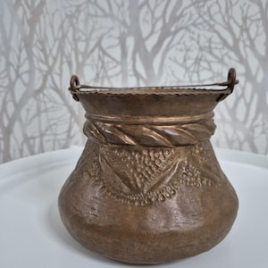 Vintage turkisk kopparplanter | Handhamrad blomsterdekor