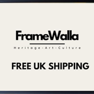 Op de afbeelding: Zwart ingelijste print met de tekst "FrameWalla" boven "Heritage - Art - Culture". Daaronder staat de tekst "FREE UK SHIPPING" in vette, zwarte letters. De achtergrond is lichtbeige.