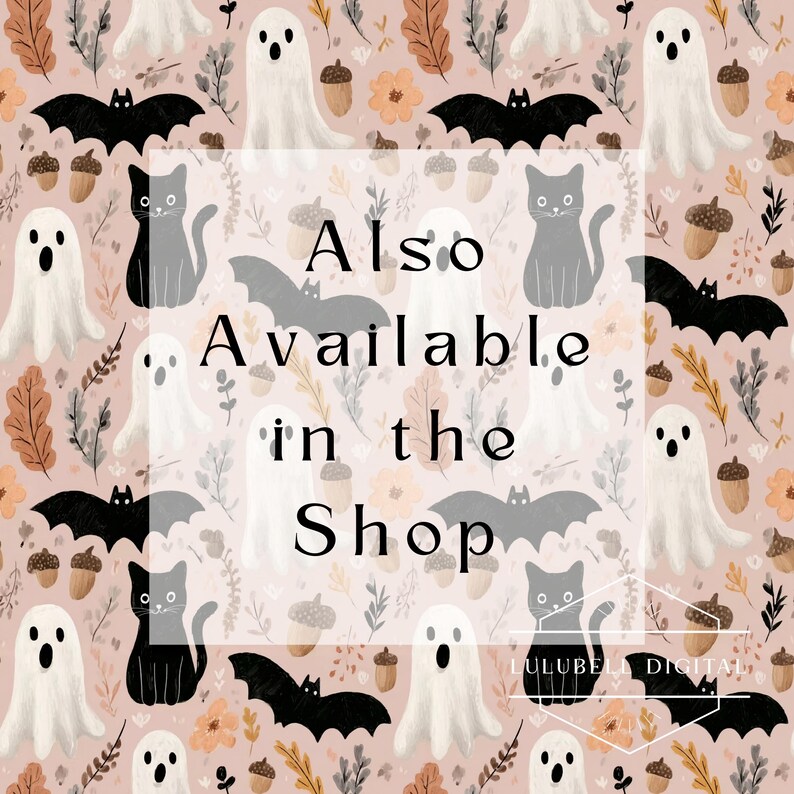 Puede incluir: Patr&oacute;n repetitivo con fantasmas, murci&eacute;lagos, gatos, bellotas y flores en negro, gris y blanco sobre un fondo rosa claro. El texto "Also Available in the Shop" est&aacute; superpuesto al dise&ntilde;o.