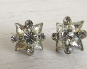 Starburst Rhinestone Earrings - 1950s Mid Century Celestial Vintage Screw Post Earrings - White Silver