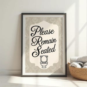 Art drôle de citation de salle de bains : Veuillez rester assis - Humour de toilette (téléchargement numérique)