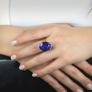Vertikaler ovaler Saphirring · Gelbgoldring · 14k Saphirring · Tiefblauer Edelsteinring · Handgemachter Steinring