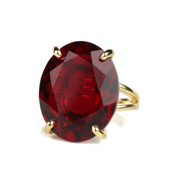 Pretty & Stylish Garnet Ring · Oval Cut Gemstone Ring · January Birthstone Ring · 14 Karat Statement Ring · Custom Gem Ring · Large Ring