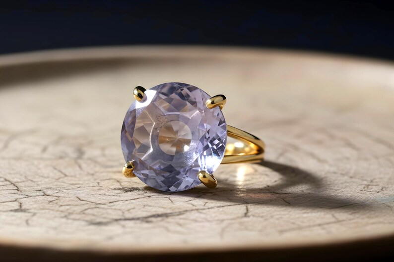 Anillo de tanzanita de talla redonda · Regalo de piedra natal de diciembre · Anillo de piedra vermeil de 18k · Joyería grabada imagen 5