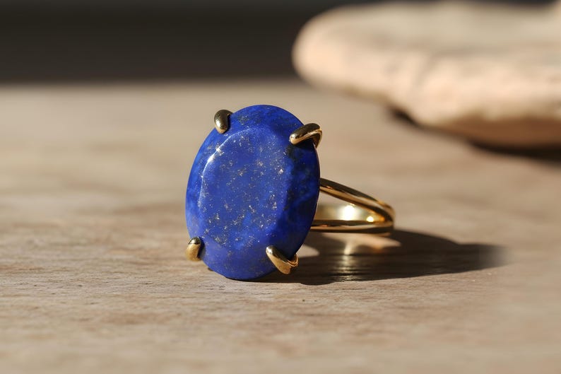 Prachtige ring met de geboortesteen van september · Lapis lazuli ring · Ring met natuursteen · Zilveren ring · Zilveren cocktailring · Edelsteenring afbeelding 9