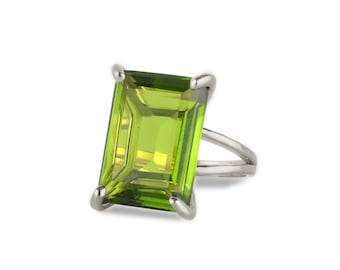 August Birthstone Ring · Peridot Ring · Rectangle Ring · Emerald Cut Ring · Gemstone Ring · Cocktail Ring · Statement Ring · Bridal Ring