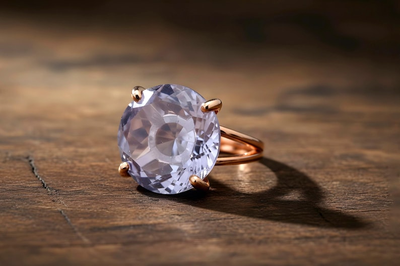 Anillo de tanzanita de talla redonda · Regalo de piedra natal de diciembre · Anillo de piedra vermeil de 18k · Joyería grabada imagen 10