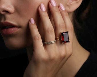 Rectangular Garnet Ring · Emerald Cut Gemstone Ring ·  January Birthstone Ring · Rose Gold Garnet Ring · Gifts For Mom · Bridal Ring