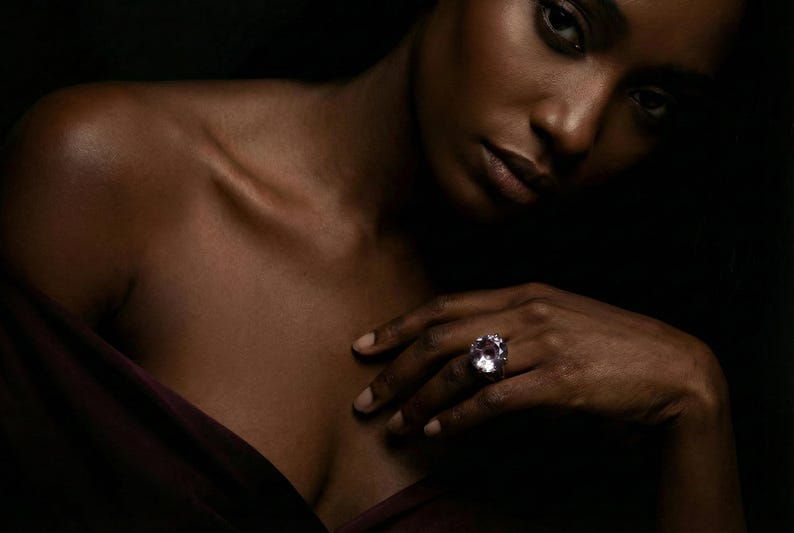 Anillo de tanzanita de talla redonda · Regalo de piedra natal de diciembre · Anillo de piedra vermeil de 18k · Joyería grabada imagen 3