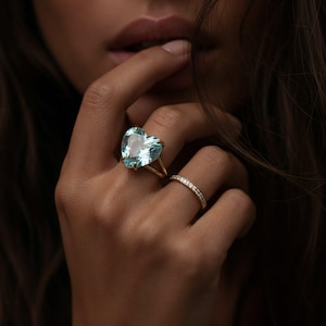 Blue Topaz Heart Ring · 14k Gold Gemstone Ring · November Birthstone Ring for Women · Gold Statement Heart Ring