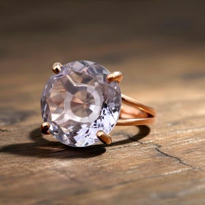 Anillo de tanzanita de talla redonda · Regalo de piedra natal de diciembre · Anillo de piedra vermeil de 18k · Joyería grabada imagen 8