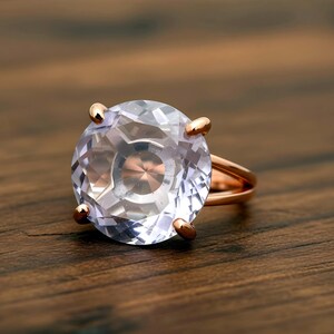 Anillo de tanzanita de talla redonda · Regalo de piedra natal de diciembre · Anillo de piedra vermeil de 18k · Joyería grabada imagen 9