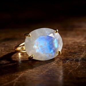 June Birthstone · Rainbow Moonstone Oval Cut Ring · Gemstone Calmness Handmade Jewelry image 4