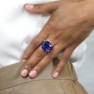 Oval Sapphire Ring · 14k Solid Gold Ring · September Birthstone Ring Sapphire · Handmade Cocktail Ring · Oval Cut Gold Gem Ring