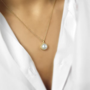 Gold Pearl Necklace · Pearl Bridal Necklace · Freshwater Pearl Pendant · 14k Gold Necklace · June Birthstone Necklace · Bridesmaid Gifts