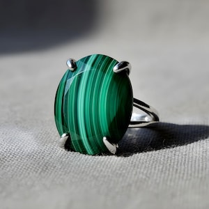 Malachite Oval Gemstone Ring · 925 Sterling Silver Engraved Gem Ring · Large Stone