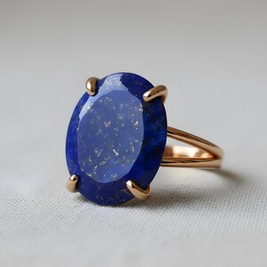 Prachtige ring met de geboortesteen van september · Lapis lazuli ring · Ring met natuursteen · Zilveren ring · Zilveren cocktailring · Edelsteenring afbeelding 5