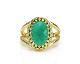 Green Onyx Ring · Oval Ring · Gold Ring · Customize Rings · Gemstone Ring · Vintage Ring · Birthday Gift · Mom Gift · Emerald Ring