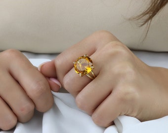 Citrine Ring · November Birthstone Ring · Gold Ring · Gemstone Ring · Citrine Jewelry · Cocktail Ring · Statement Ring