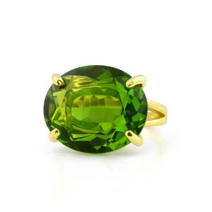 Large Oval Peridot Ring · Oval Faceted Cut Stone Ring · Gold Ring · Green Peridot Gold Ring · August Birthstone Ring · 14k Gold Filled RIng