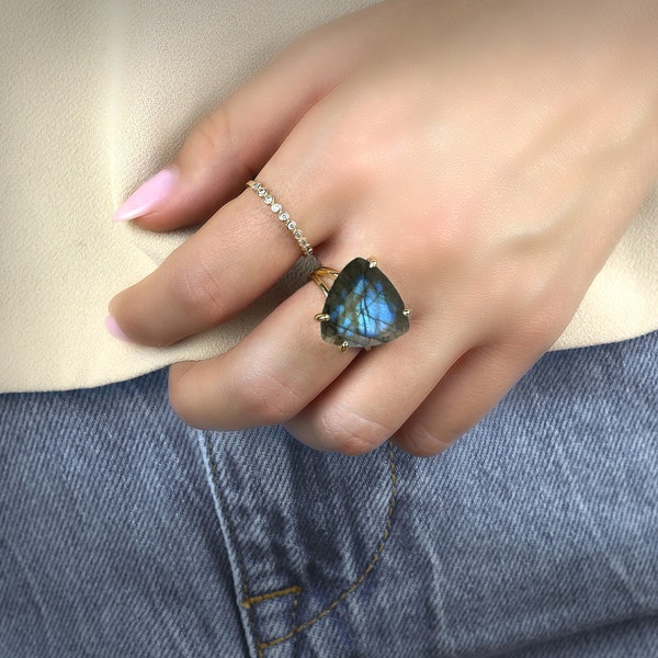 Gold Labradorite Ring · Trillion Ring · Bridal Ring · Event Ring · Gold Filled Ring · Gemstone Ring · Healing Energy Ring