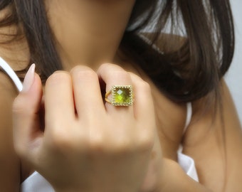 Gold Gemstone Ring · Peridot Ring · August Birthstone Ring · Birthstone Jewelry · Green Stone Ring · 14k Gold Peridot Ring · Handmade Ring