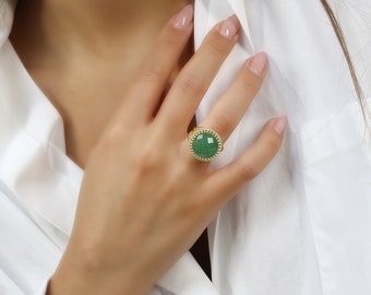 Green Aventurine Ring · Gold Ring · Vintage Ring · Bridesmaid Rings · Jade Ring · Green Ring · Solid Gold Rings · Custom Rings