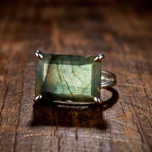 Labradorite Rectangle Gemstone Ring · Rectangular Stone in 925 Sterling Silver