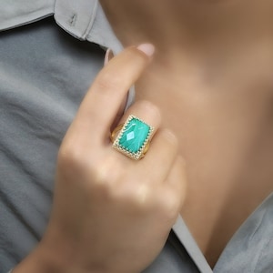 Gold Malachite Ring · Gold Rectangle Ring · Gemstone Ring · 14 Karat Solid Gold Ring · Malachite Jewelry · Gifts For Mom · Vintage Ring