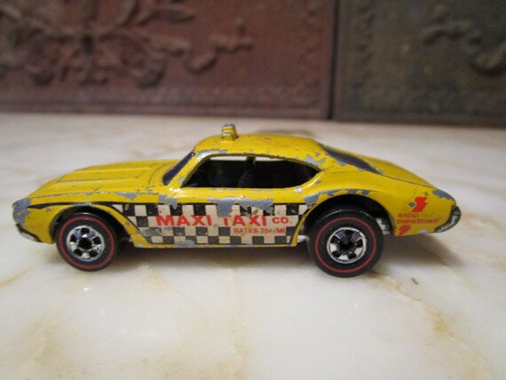 hot wheels maxi taxi