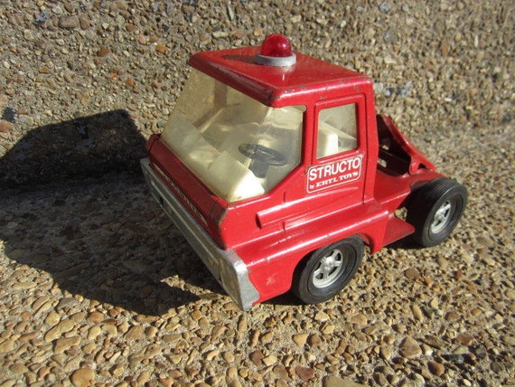 structo by ertl toys