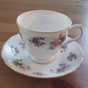 Ridgway Potteries LTD teacup&sauser queen Anna