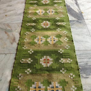 Handwoven Wool Jute Kilim Rug: Colorful Bohemian Nordic Dec