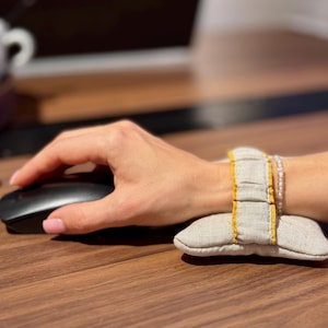 Ergonomiskt handledsstöd för mus i linne: Bärbar komfortkudde