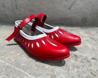 Handmade 16th Century Tudor Shoes – Authentic Slashed Leather Renaissance Footwear