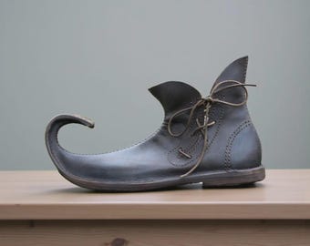 Medieval Leather Poulaines | Handmade Curved-Toe Boots for Renaissance & Cosplay