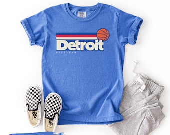 Camiseta juvenil vintage de baloncesto de Detroit, camiseta retro de Michigan Hoops, conjunto clásico para niños aficionados al deporte en el día del partido.