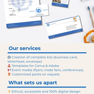 Op de afbeelding: Een blauw-witte promotionele afbeelding voor Universaenix Design, met een briefhoofd, visitekaartje en flyer. Het ontwerp bevat het bedrijfslogo en contactgegevens. Tekst bevat "Onze diensten" en "Neem contact met ons op!"