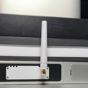 Ubiquiti Unifi SuperLink Ai-Key Insert with 90-degree SMA Adapter (USL-Gateway)