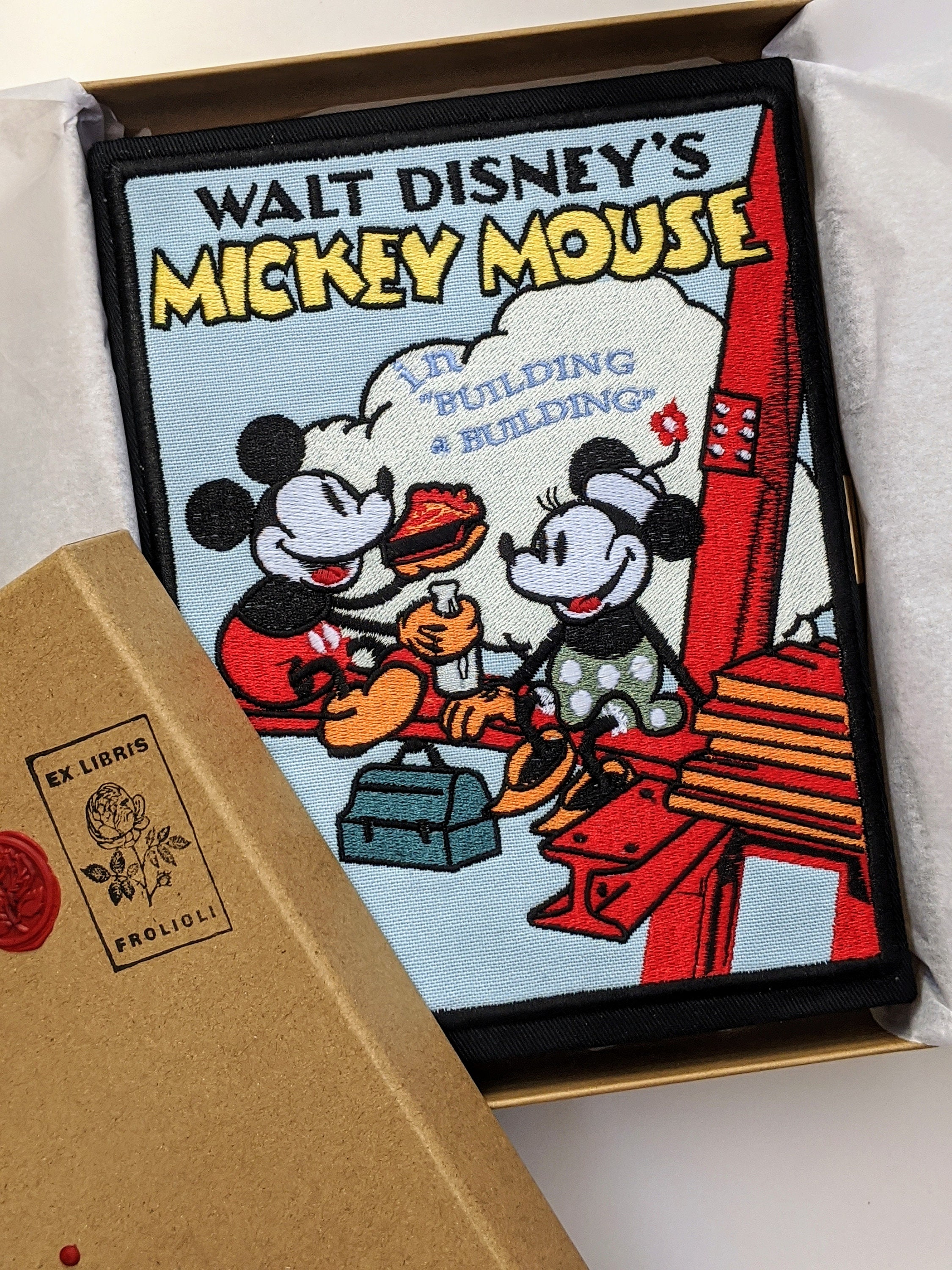 Mickey mouse clutch purse sale