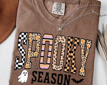 Comfort Colors Spooky Season Shirt, Retro Halloween Tee, Ghost Shirt, Halloween Girly Shirt, Trendy Fall Ghost TShirt, Halloween Women Tee
